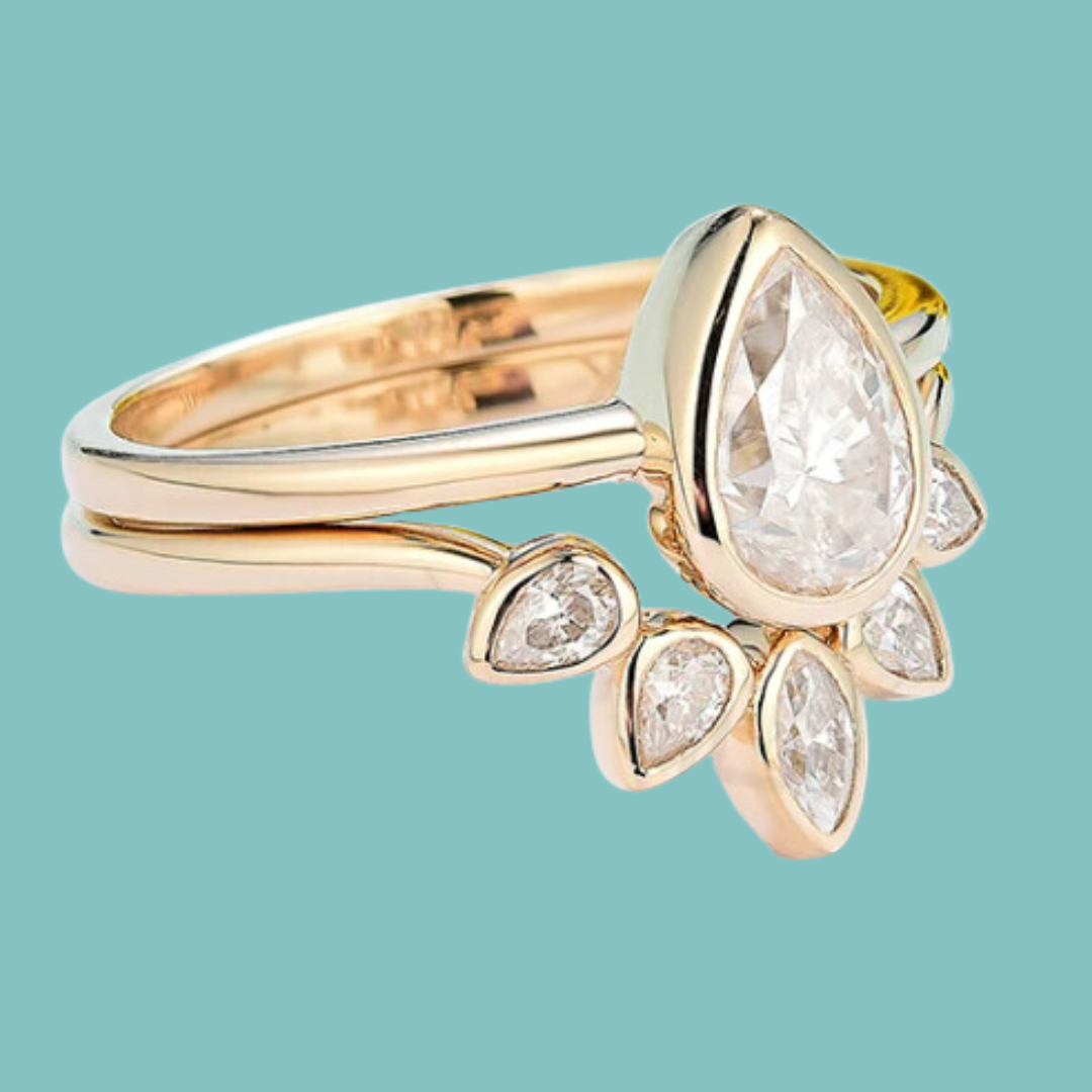 1.2 Carat Pear Cut Marquise Moissanite Ring Set