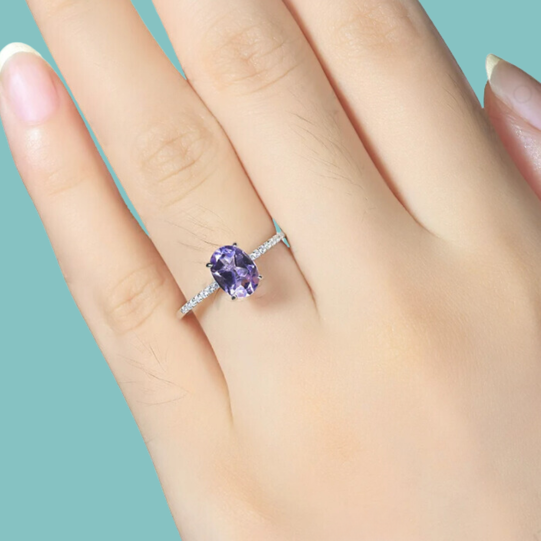 1 Carat Oval Amethyst Ring